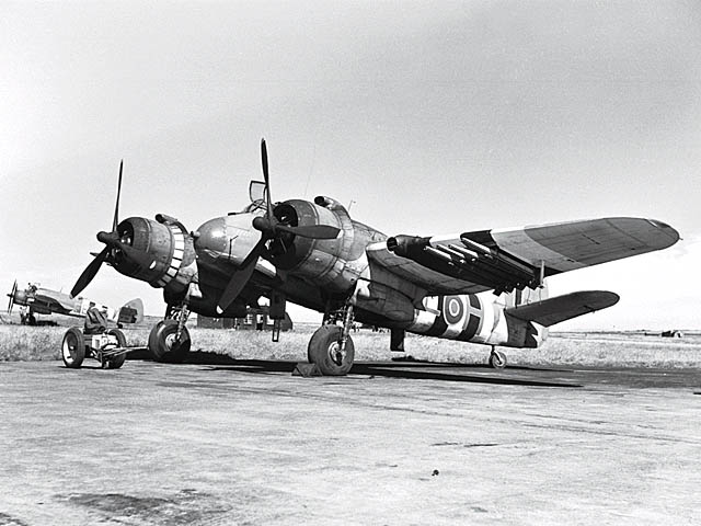 Bristol_Type_156_Beaufighter_ExCC.jpg.d9b50581ce378c93e83133eeecc77855.jpg