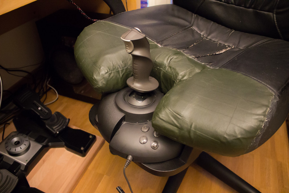 001-Joystick_20141110-2.thumb.jpg.e26fa1de7f8a7f27651049f53f1afaca.jpg