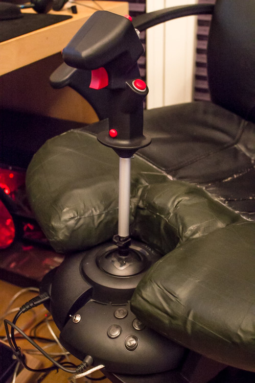 001-Joystick_20141119.thumb.jpg.0e2acff37997e53396eae201b6da5197.jpg
