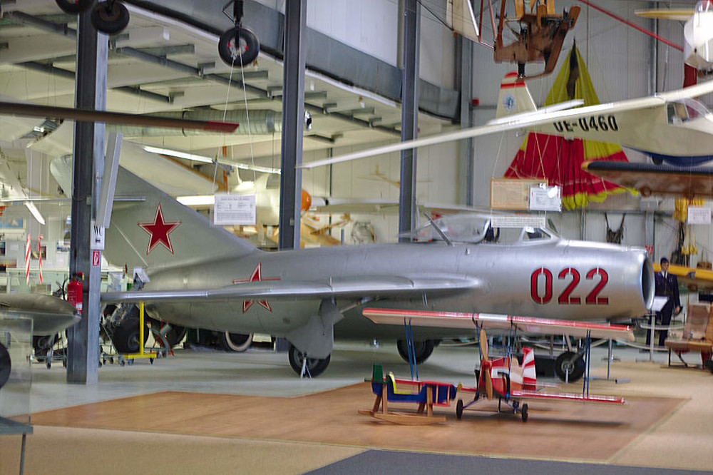 2045788982_2014Luftfahrtmuseum_0038.thumb.jpg.587ab7628eb2c1b18d98e29f6a24e48b.jpg