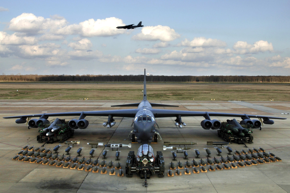 B-52H_static_display_arms_06.thumb.jpg.053373237e14e5af0679a77a512ac9e0.jpg