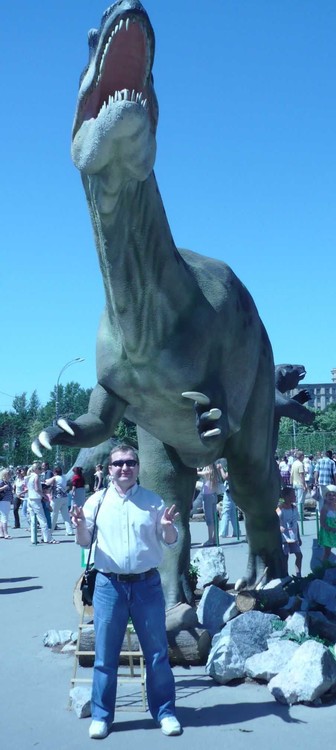 dino.thumb.JPG.646b57a787466da66c32aad2561b2def.JPG
