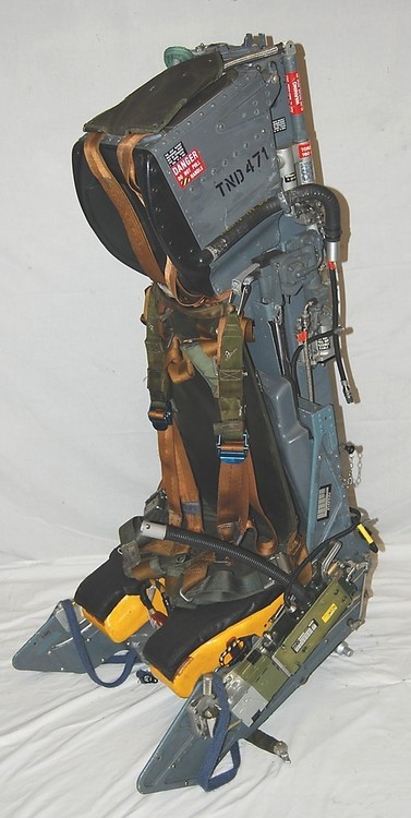 ejectionSeat.thumb.jpg.bd60fcf9a82fd6ac8d22bfb8d946c0ac.jpg