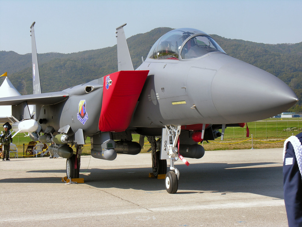 rokaf_f-15k_66_of_72.thumb.jpg.7eb05fce2078927df11d7dadc5b713e1.jpg