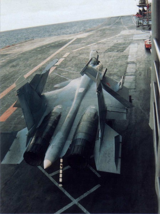 su33_2.thumb.jpg.b92aeff4f56d89fa2a8532410e5cc5c3.jpg