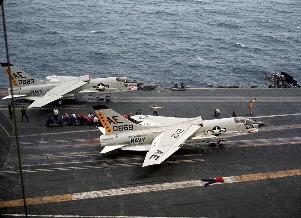 1024px-F8E_Launch-VF33-CVAN65-1964.thumb.jpg.5218144953c8656fb9794a0769ac449b.jpg