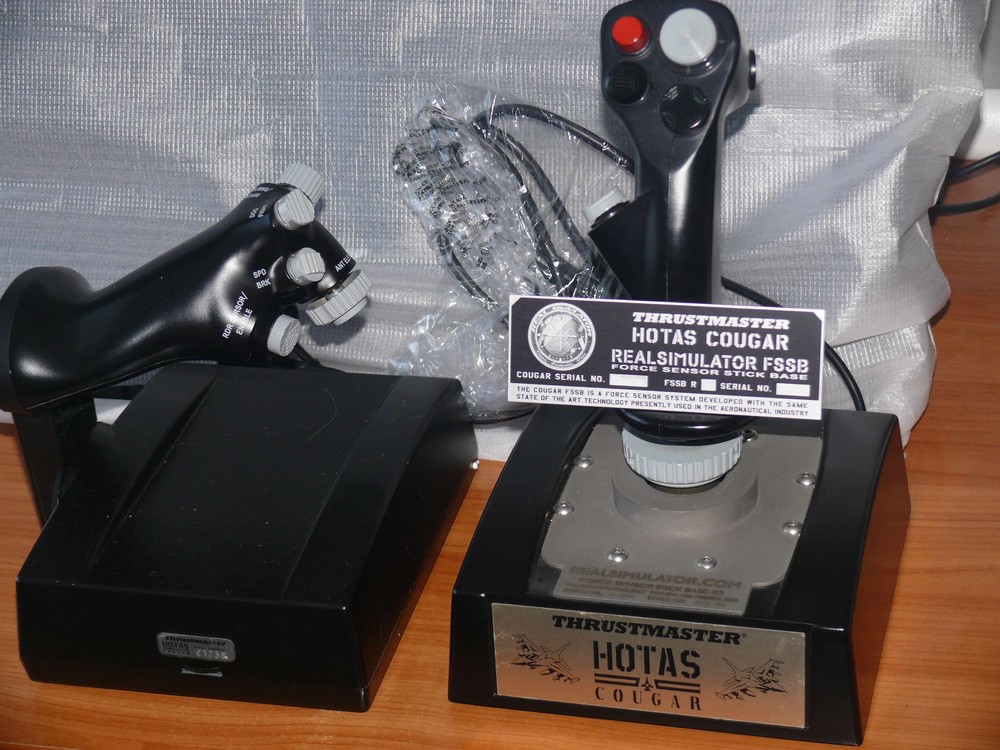 2133292505_HotasCougarFSSB.thumb.jpg.9720d8aefd7aefbf946e028aea2aff93.jpg