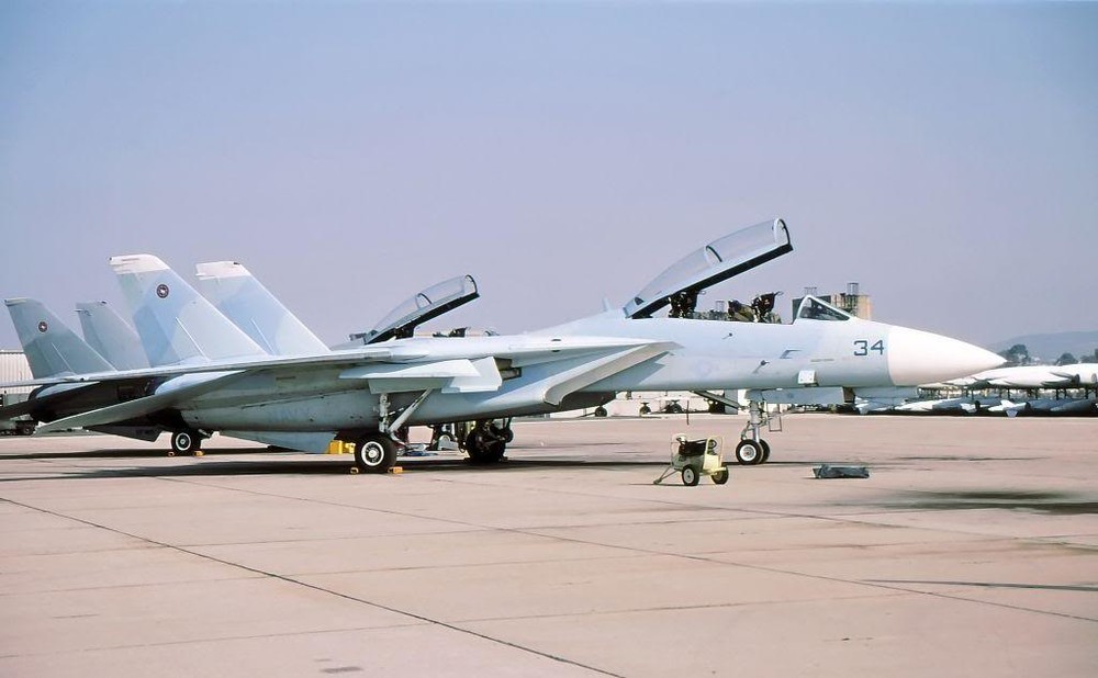 F-14A15985534NFWSMiramar01nov93.thumb.jpg.798fc8be3c1c499521a71baece0928d9.jpg
