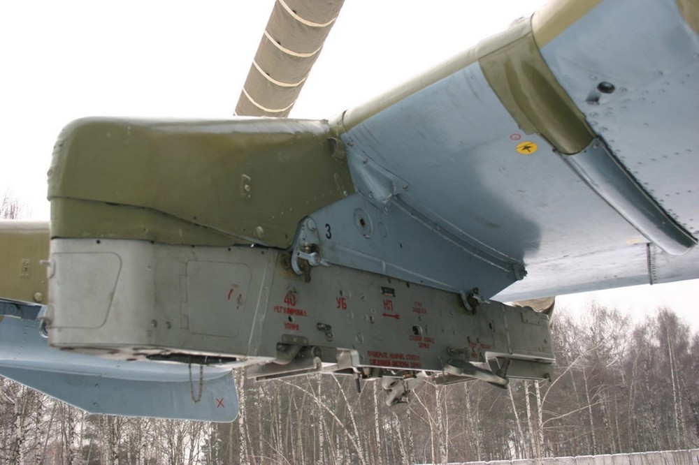 Kamov_Ka-50_Hokum_00015_.thumb.jpg.4965bc1b9b6183542cc75c5bce13135c.jpg