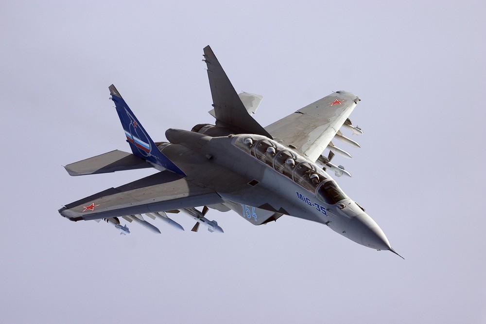 MiG-35_6rusJ.thumb.jpg.4913a72e21b5fa761099a5d5b51d1d5e.jpg