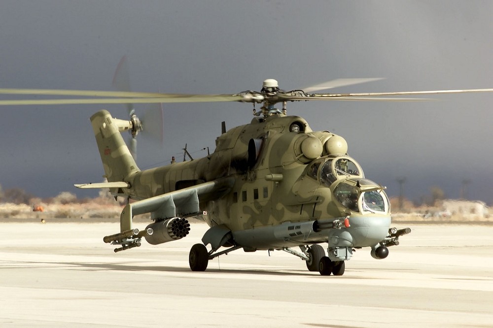 helicopters_mi24_0003.thumb.jpg.b575c0e5f44bf8a8b4b2cd95f90514e1.jpg