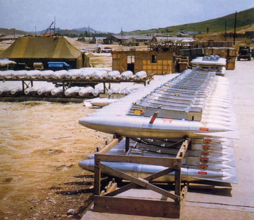 Sabre - Fueltanks prepared.jpg