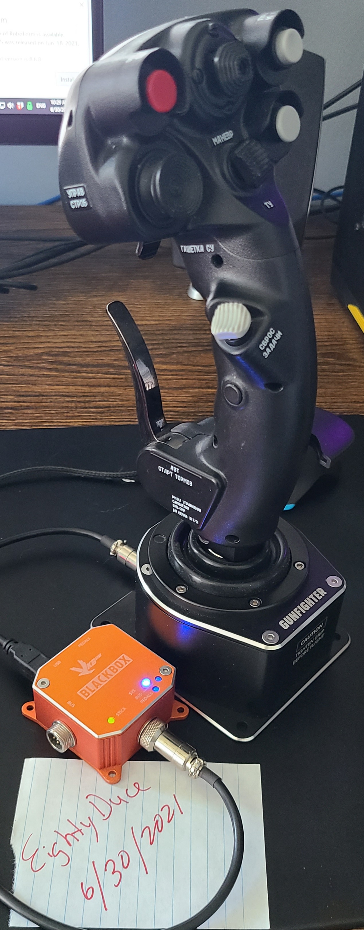 For Sale - VKB MCG Gunfighter Mk.II Grip+Base (Rev. B 3-pin) - For