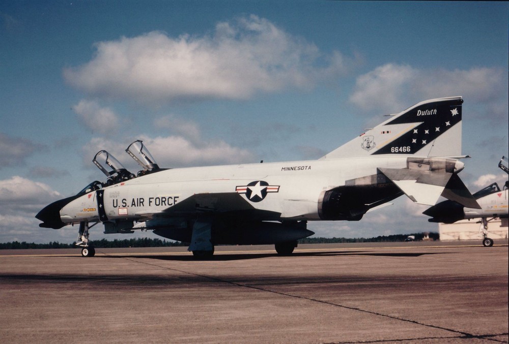 F-4.jpg