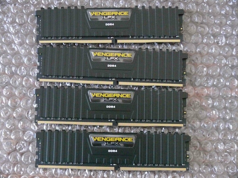 Vengeance LPX 4 x 8GB.jpg