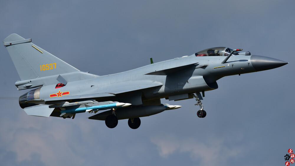 J-10B-3.jpg