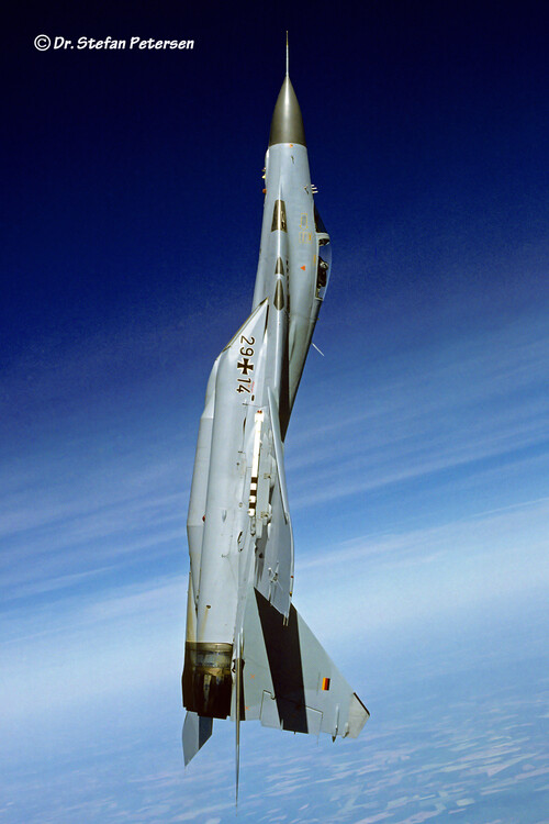 SP_AIR_MiG29_1994_008c_small_sp.jpg