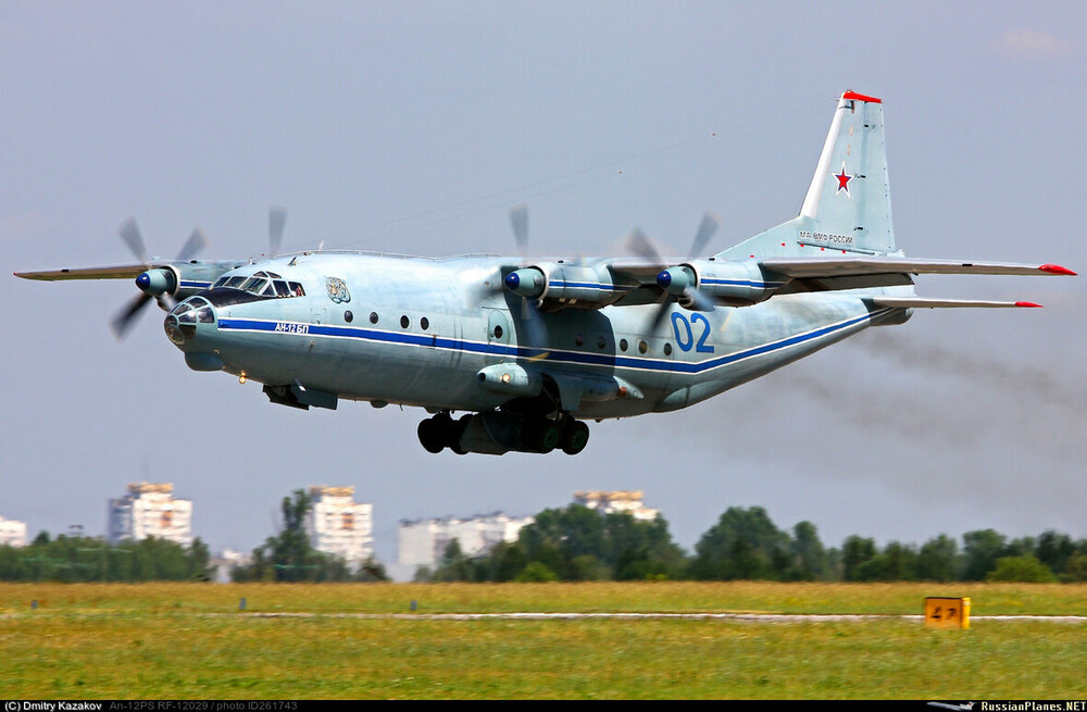 An-12_RF_Navy.jpg