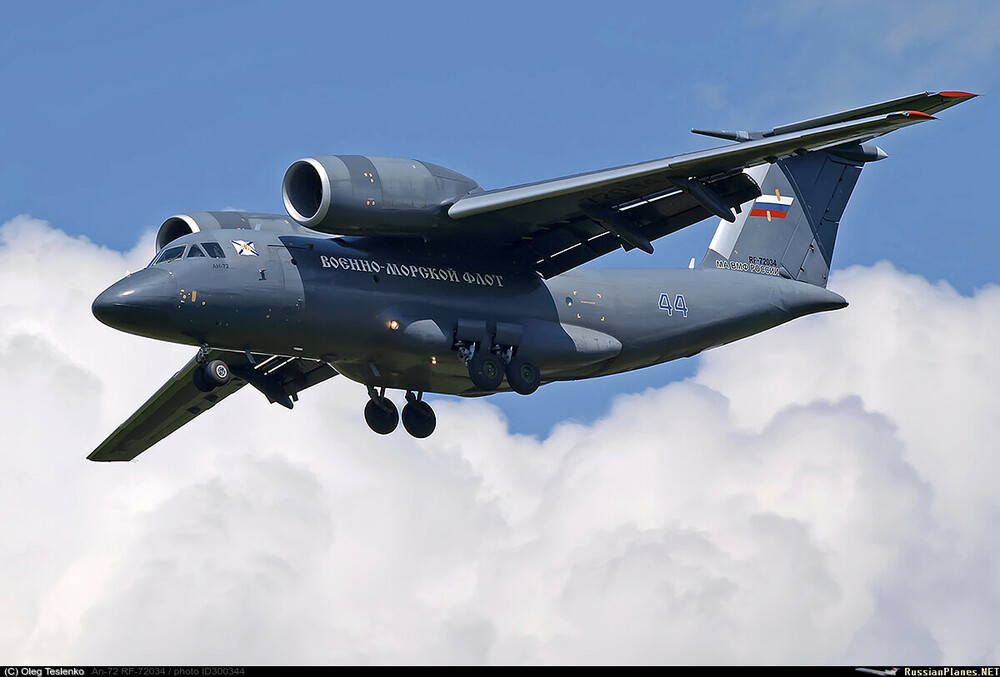 An-72_RF_Navy.jpg