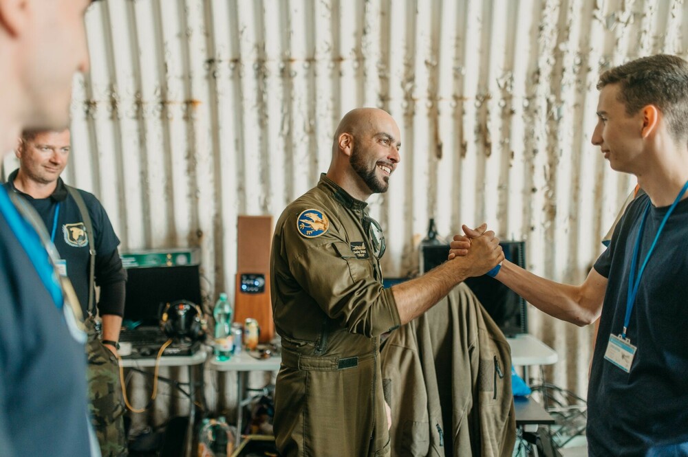 AA 083_HZ6_3229_AP2023_MB2_HonzaPickNickBarton.jpg