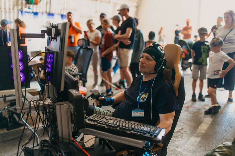 AAA 014_HZ6_2660_AP2023_MB2_HonzaPickNickBarton.jpg