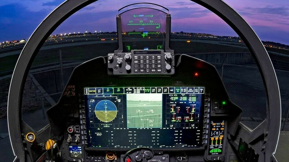 FC-15_Cockpit.jpg