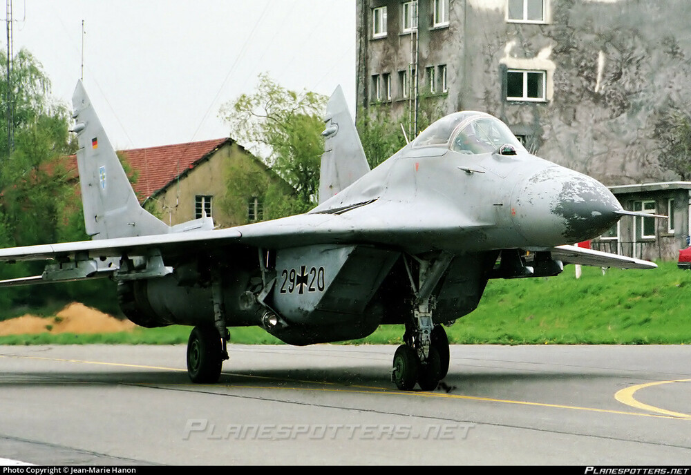 2920-luftwaffe-german-air-force-mikoyan-gurevich-mig-29g_PlanespottersNet_1035749_3bf940dda9_o.jpg