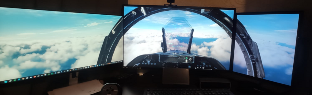 3 Monitors + virtual.png