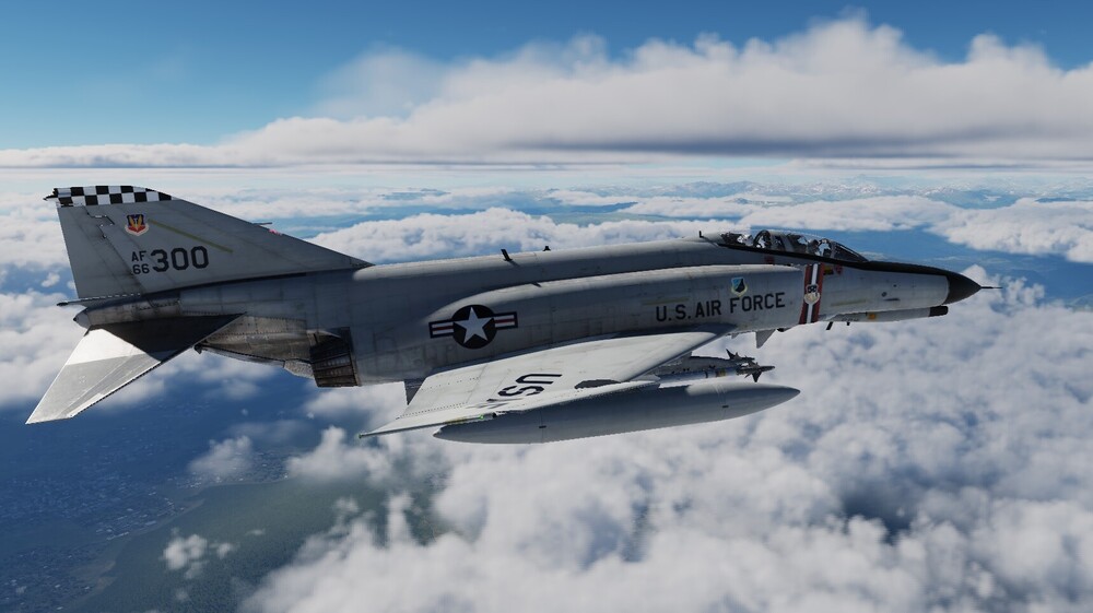 F-4E-2.jpg