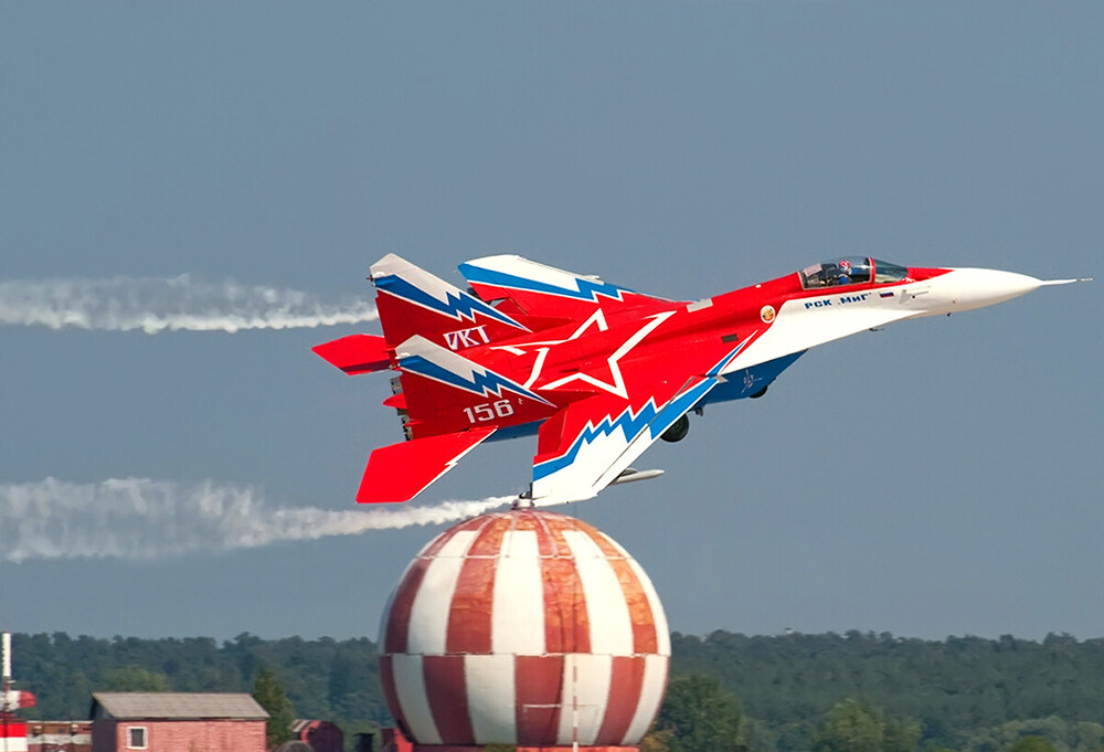 Mikoyan-Gurevich MiG-29_vol.5 (55).jpg