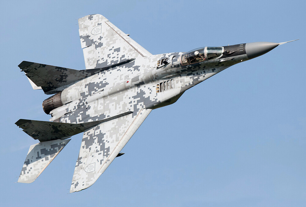 Mikoyan-Gurevich MiG-29_vol.5 (71).jpg