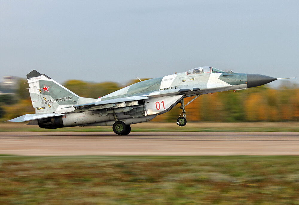 Mikoyan-Gurevich MiG-29_vol.5 (77).jpg