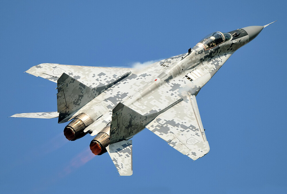 Mikoyan-Gurevich MiG-29_vol.5 (78).jpg