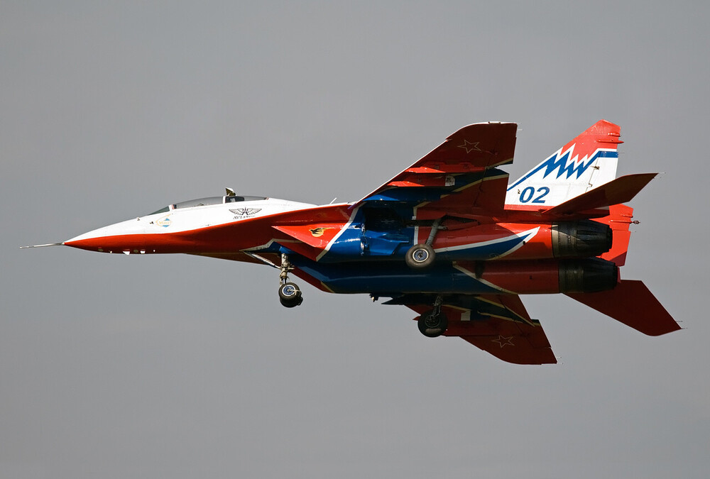 Mikoyan-Gurevich MiG-29_vol-4 (06).jpg