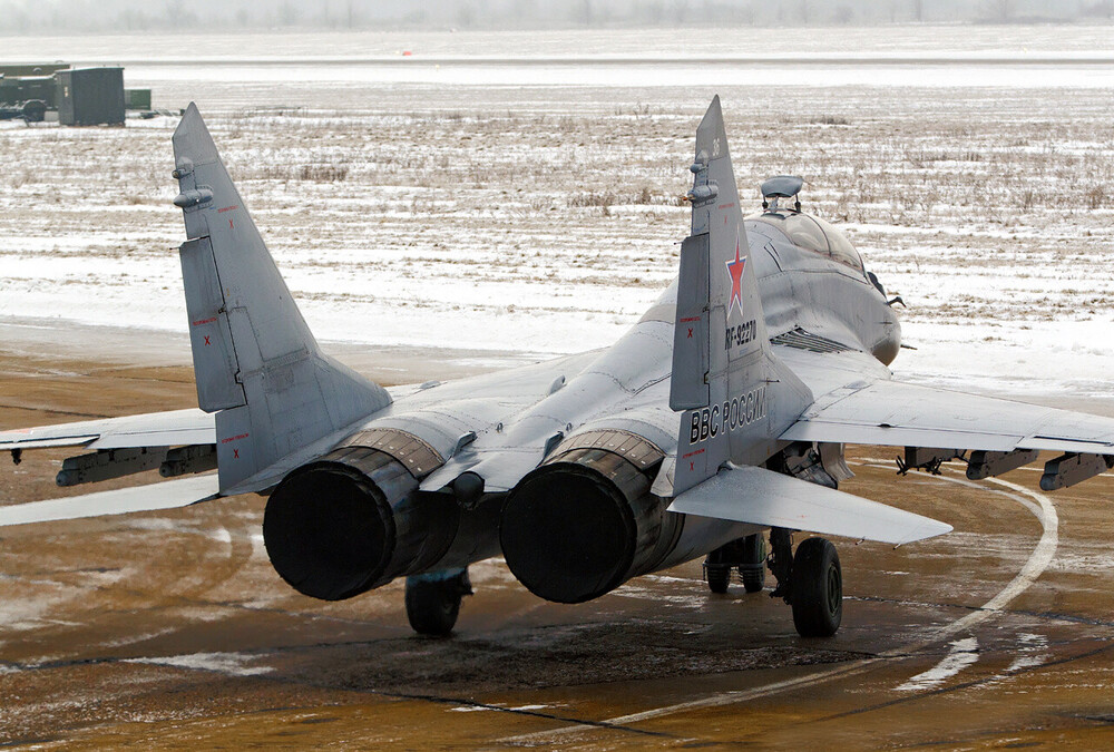 Mikoyan-Gurevich MiG-29_vol.5 (91).jpg