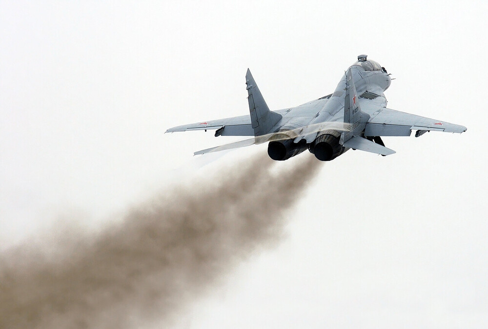 Mikoyan-Gurevich MiG-29_vol.5 (95).jpg