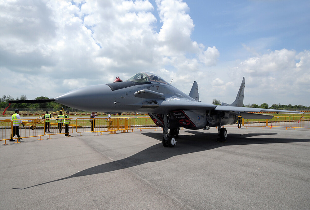 Mikoyan-Gurevich MiG-29_vol.5 (96).jpg