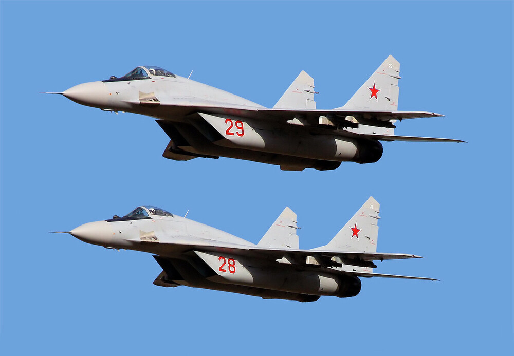 Mikoyan-Gurevich MiG-29_vol.5 (98).jpg