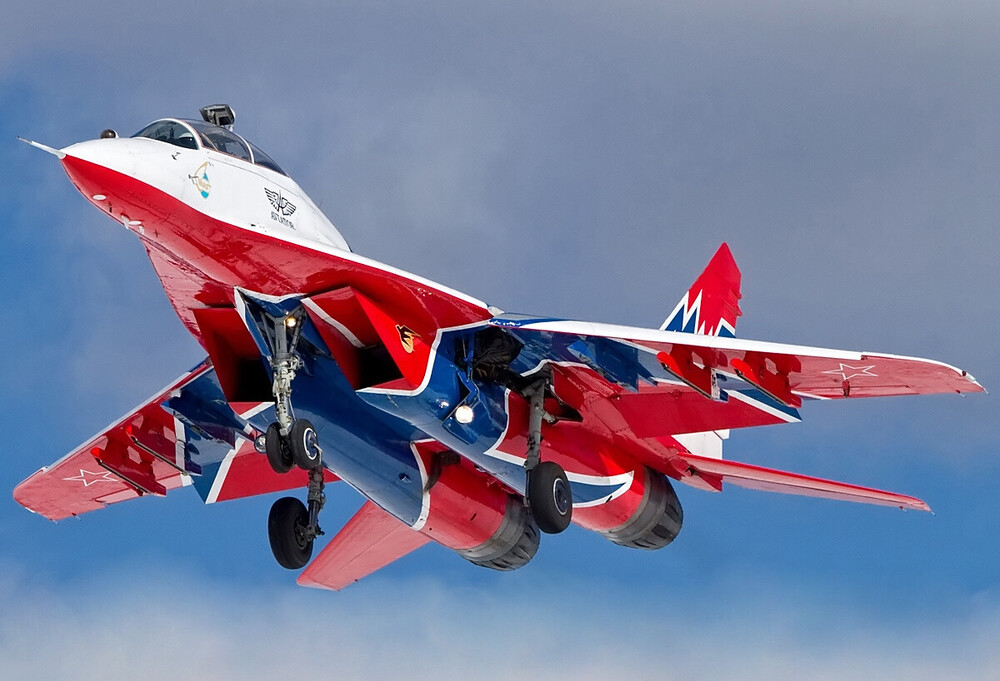 Mikoyan-Gurevich MiG-29_vol-4 (31).jpg