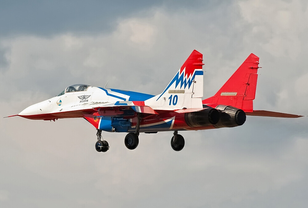 Mikoyan-Gurevich MiG-29_vol-4 (54).jpg