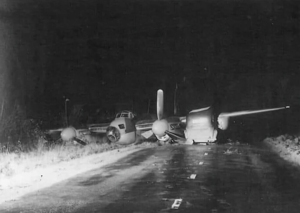 - Mosquito crash_1.jpg