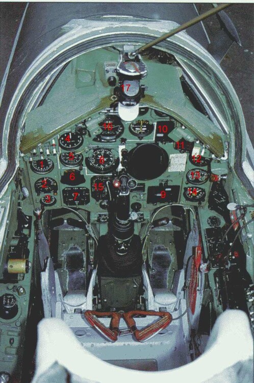 mig_25pd_011_cockpit1.webp