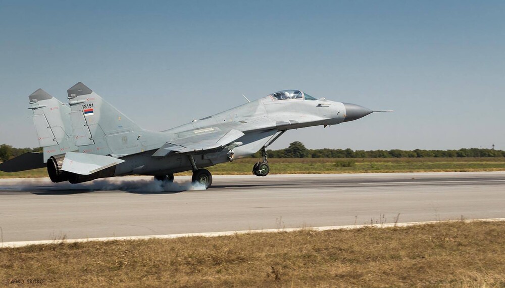 MIG-29_YUSER_air_force_326.jpg