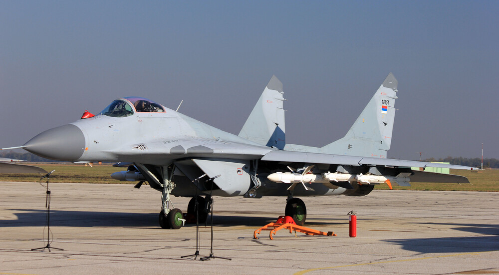 MiG-29_18151.jpg